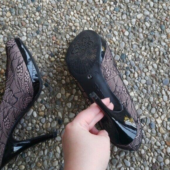 M.P.S Nude and Black Lace High Heel Pumps - Size 8.5 - Picture 5 of 7